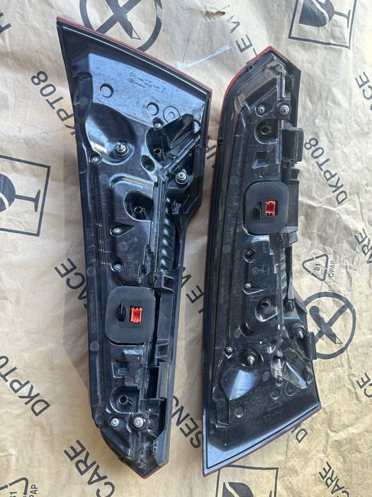 Стопы, фонари комплект Audi Q5 80a Європа matrix 80A945094 80A945094
