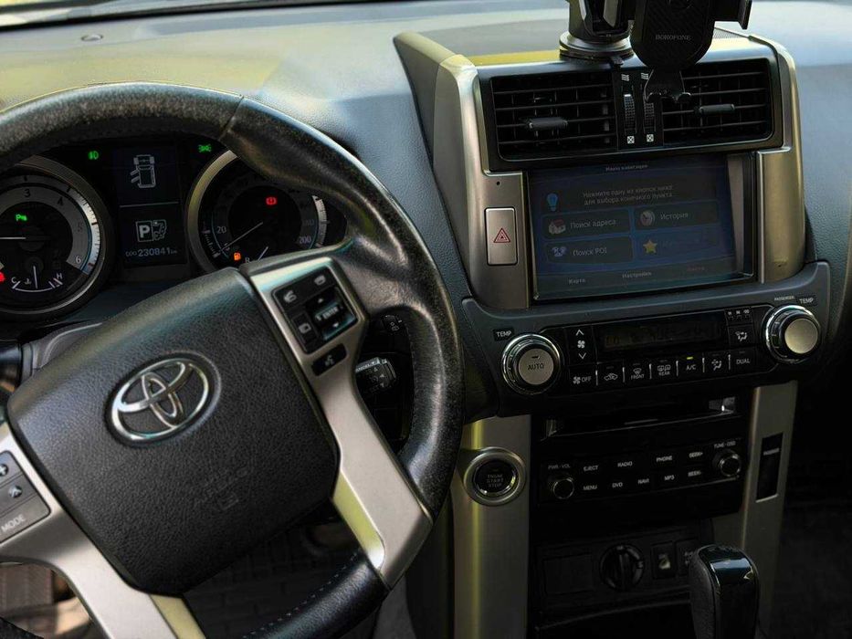 Продам Toyota Prado 150 3.0 2011