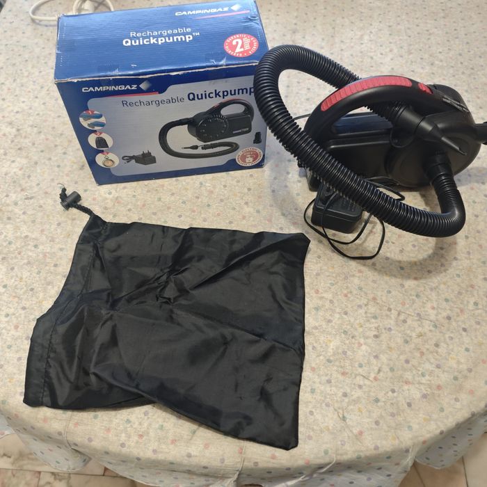 Bomba elétrica de encher colchão