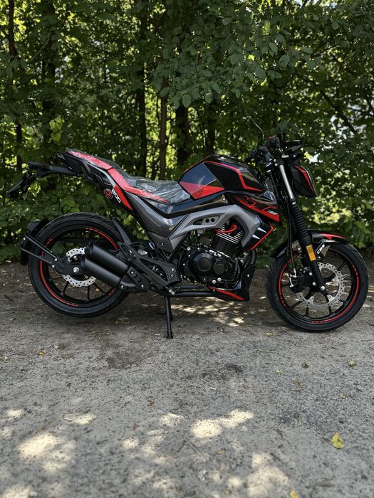 Акція Musstang ST 200 2026 року ( 3 кольори )