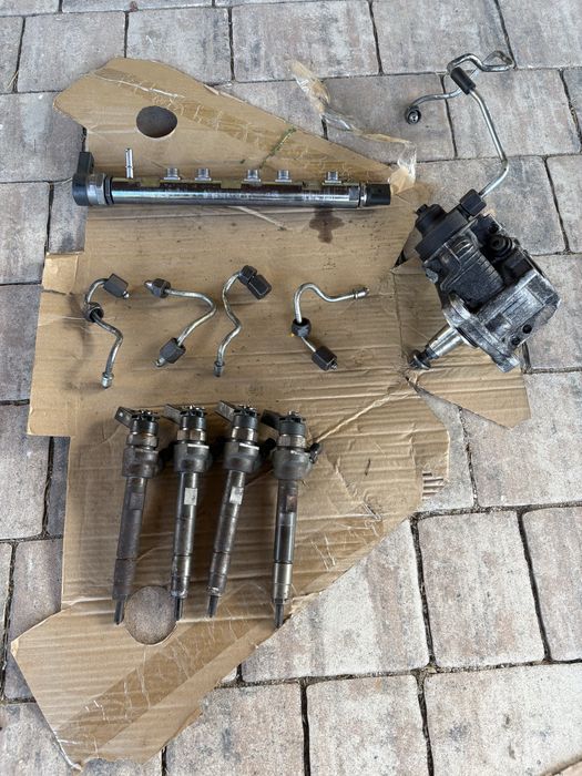 Uklad  wtryski listwa pompa BMW E87 E81 E90 E91 N47D20A 118d