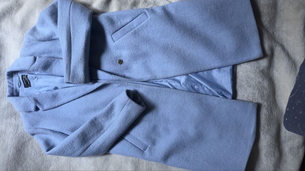 Błękitny plaszcz żakiet marynarka wełna 42