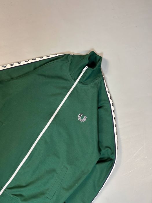 Fred Perry зелена