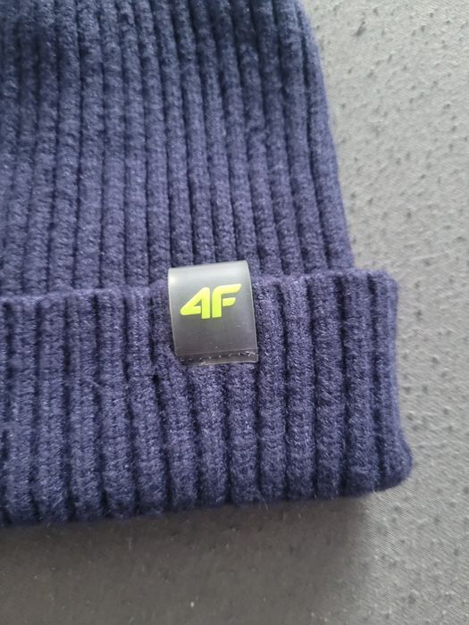 Chłopięca czapka 4f