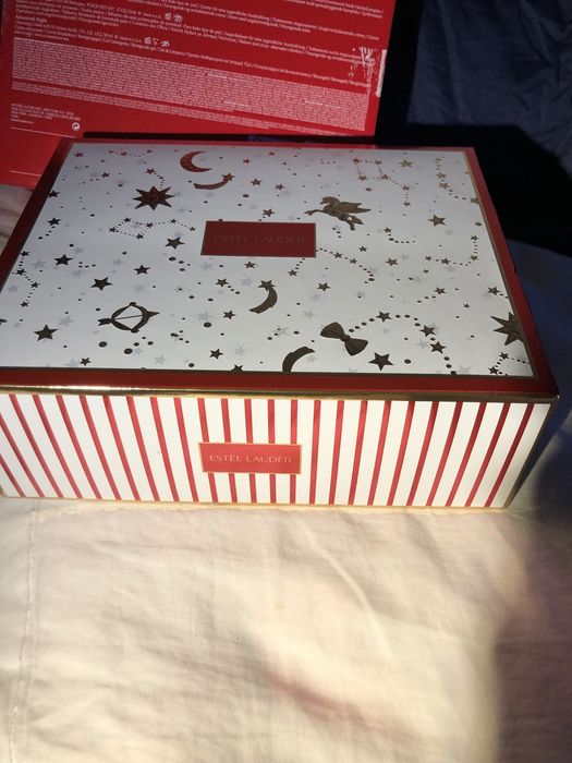 Caixa de papel rigida ideal para arrumação