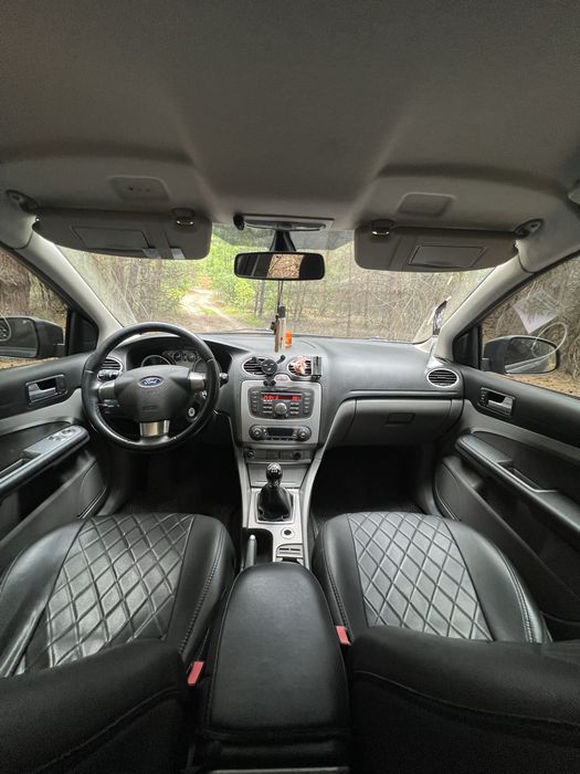 Ford Focus 2010 VIN WF0SXXGCDSAP57001 фото оголошення 12 з 22