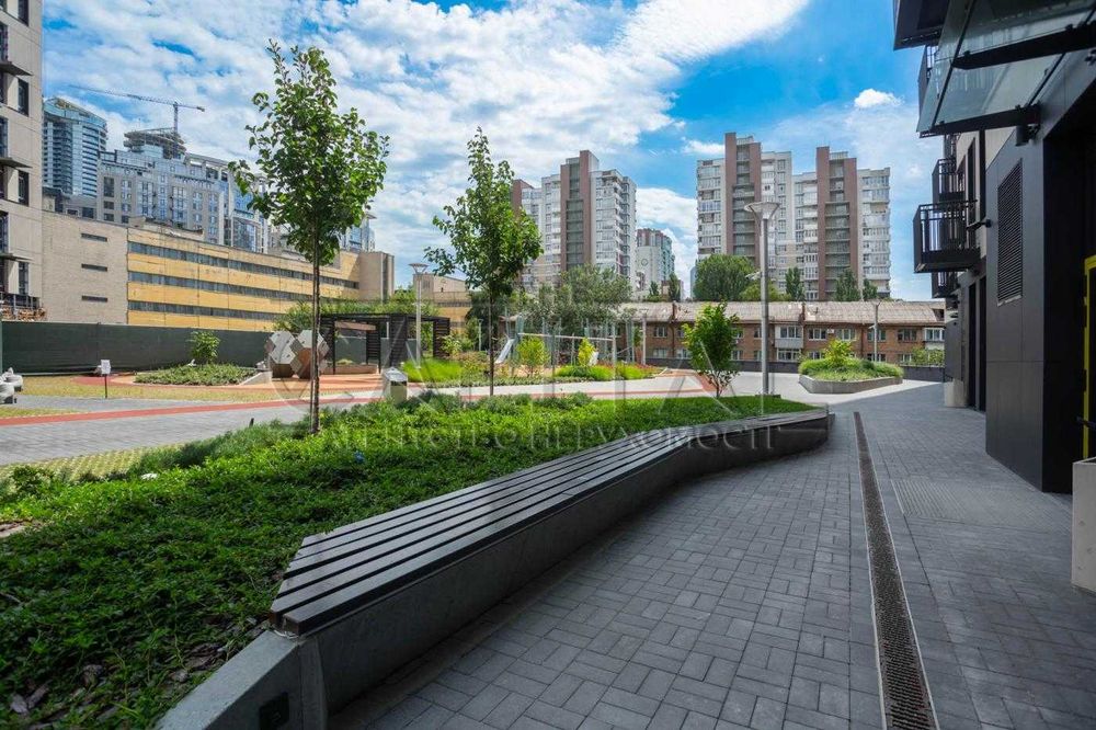 Продажа квартиры, ЖК «TRIIINITY», ул. Тютюнника, Барбюса Анри, Печерск