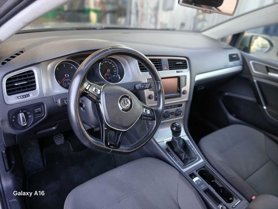 Volkswagen Golf Variant 1.6 TDi Bluemotion Diesel