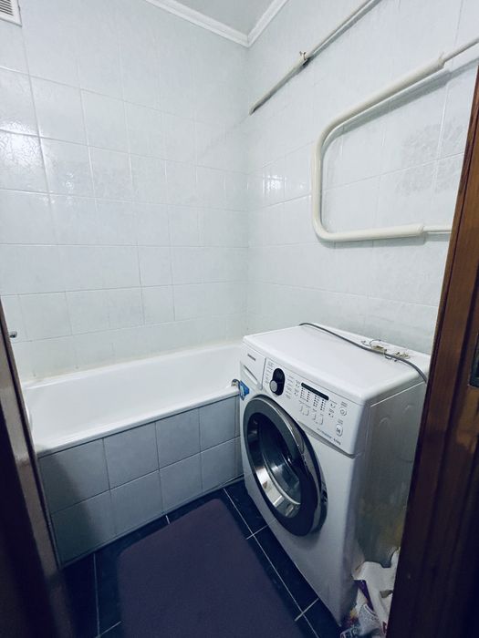 Продаємо 2 кімн. квартиру Героїв Маріуполя Мебльована