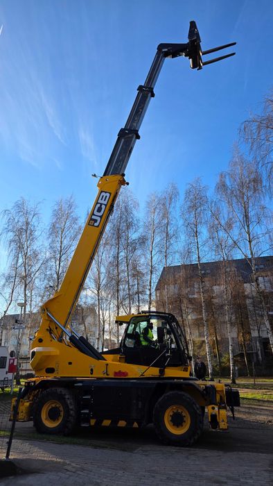 Usługa wynajem ładowarka obrotowa roto zwyżka żuraw dźwig kosz