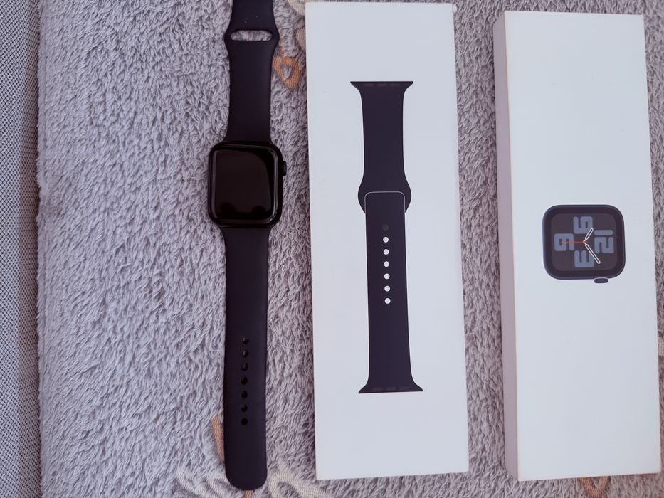 Apple Watch SE 2 44mm