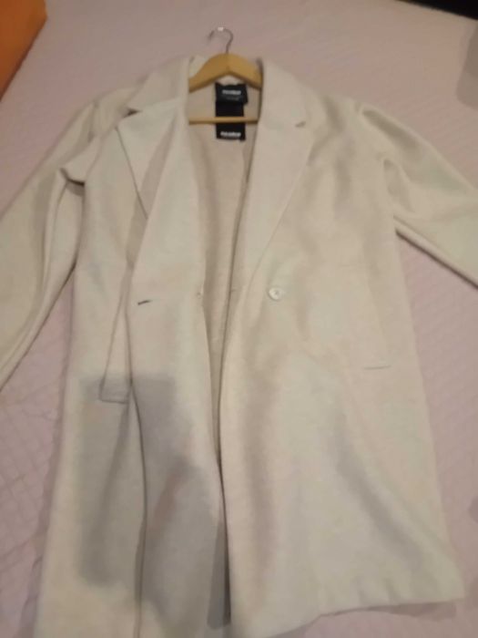 Casaco mulher novo Pull e bear