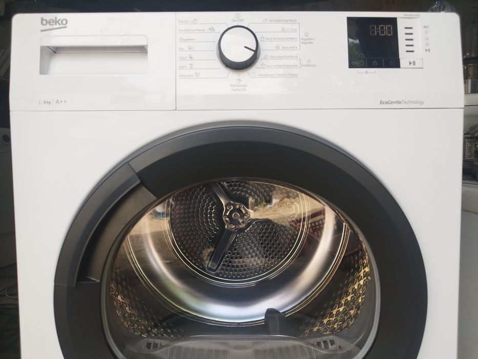 Máquina de secar roupa