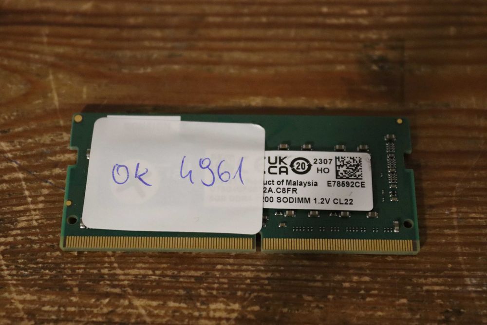 Pamięć RAM DDR4 Crucial CT8G4SFS832A 8 GB (4961)