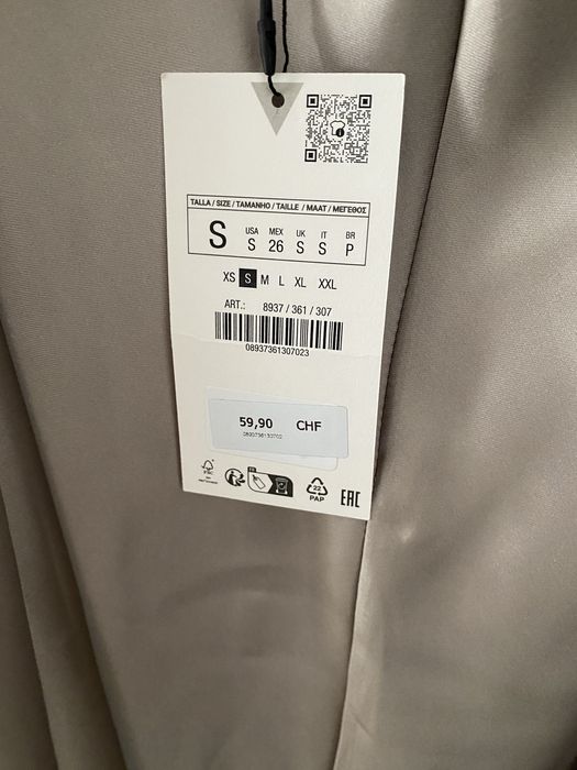 Vestido acetinado zara