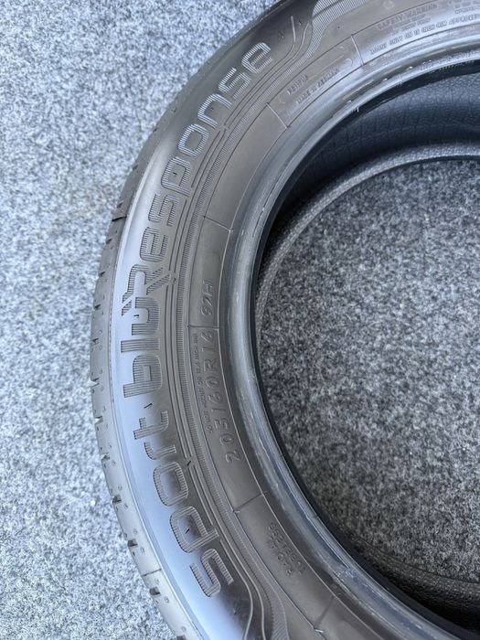 Автошини колеса резина R16 205/60 щDunlop Sport Bluresponse 2018 рік