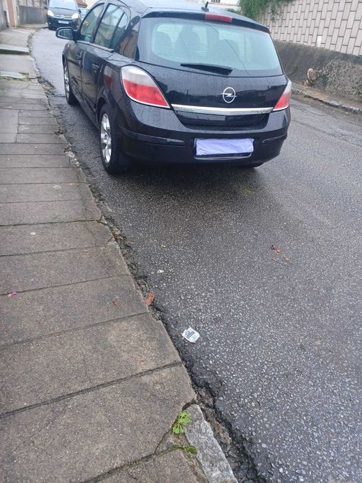 Opel Astra H 1.9 CDTI