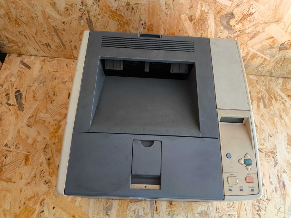 Лазерный принтер HP P3005