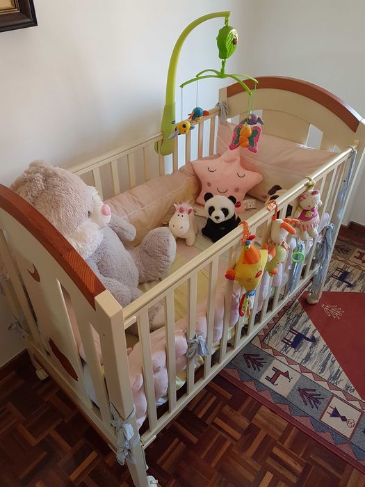 Cama para quarto de bebê