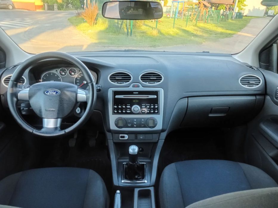 Ford Focus Focus 1.6 B Kombi klimatronik Super alu 16