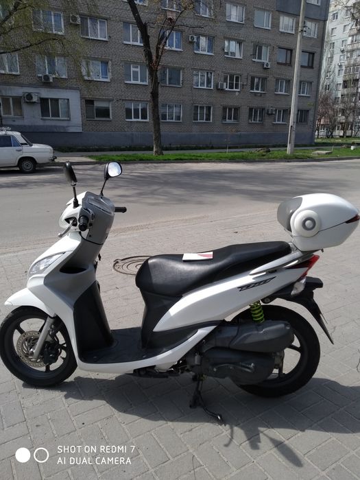 Скутер Honda dio 110