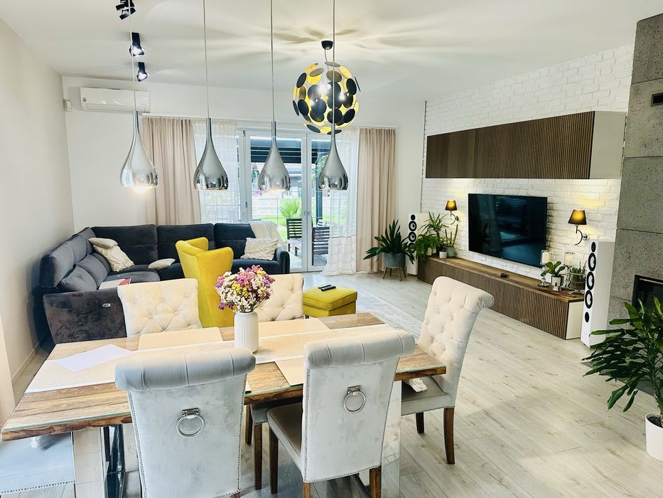 Dom 230m2 Jarocin garaż biura fotowoltaika działka 800m2