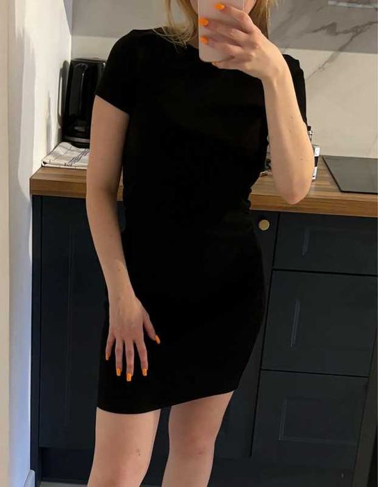 Mini sukienka krótka mała czarna XS 34 ołówkowa obcisła
