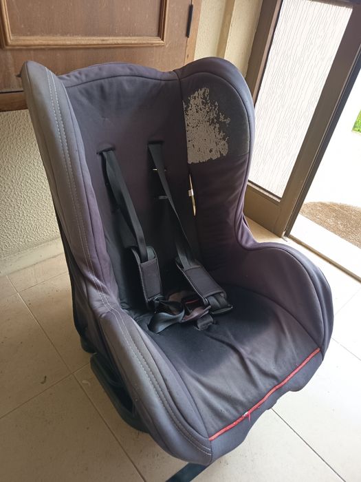 Cadeira auto usada