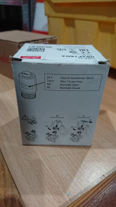 Siłownik termiczny - głowica danfoss TWA-Q - nowe