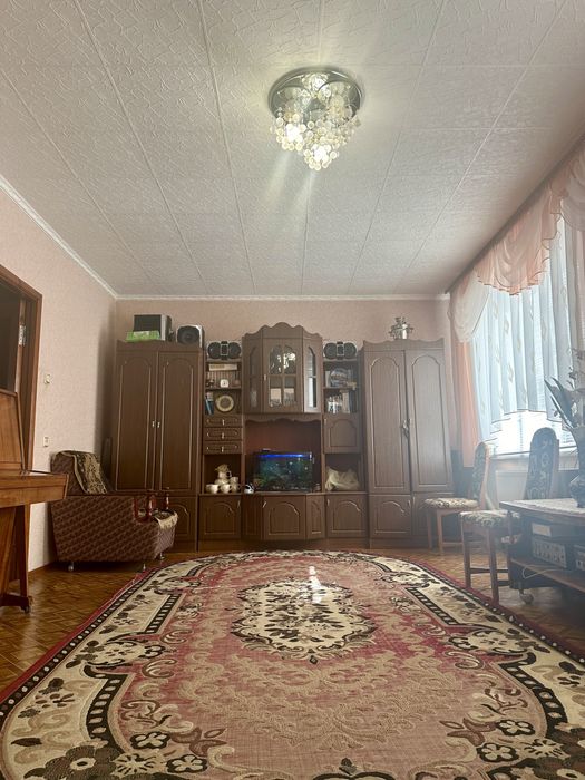 Дом с хоз постройками,  Глееватка