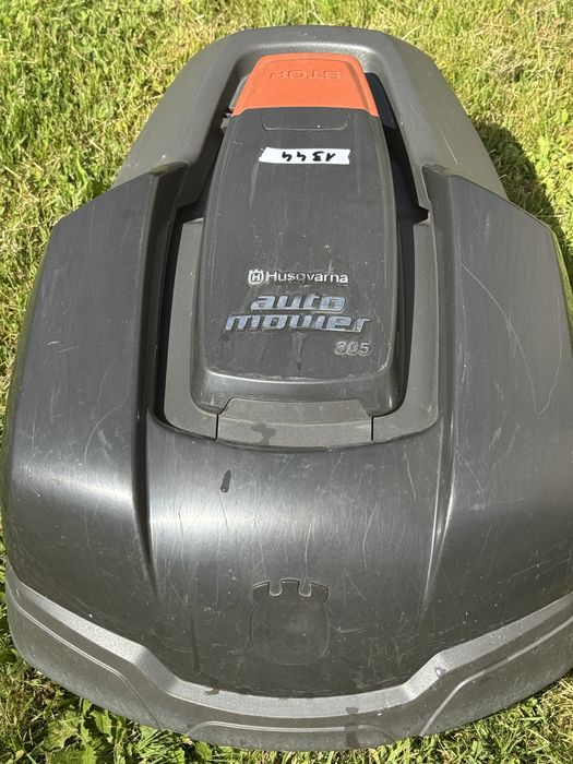 Kosiarka Husqvarna AUTOMOWER 305 kosiła 1344h