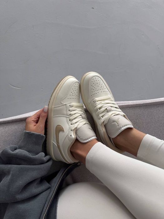 Кросівки Кроссовки AIR JORDAN RETRO 1 White Белый Білий Кросовки демісезон