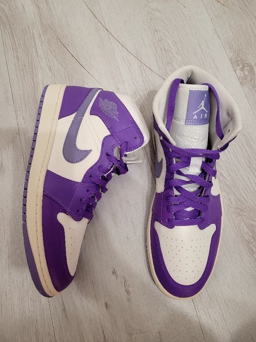 Кроссовки NIKE AIR JORDAN 1 MID нові original
