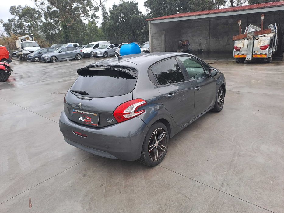 Peugeot 208 1.6Hdi, 2014 Nacional