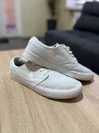 Janoski olx hot sale