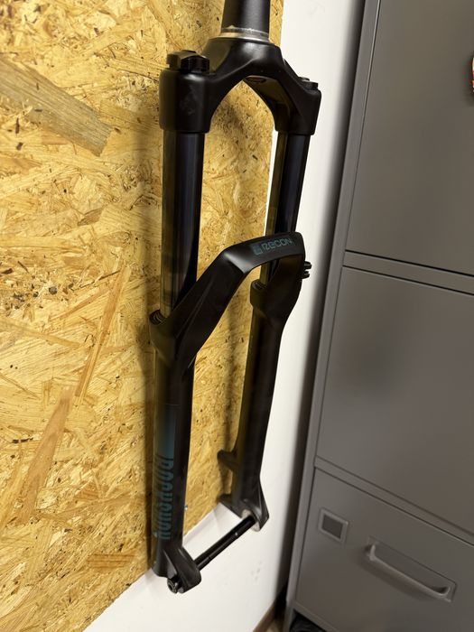 Nowy serwis zerowy powietrzny RockShox Recon 150 mm 15x110 29”tapered