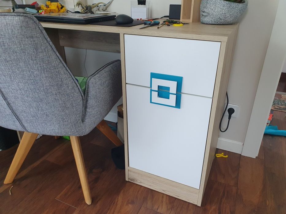 Zestaw mebli do pokoju dziecięcego / młodzieżowego