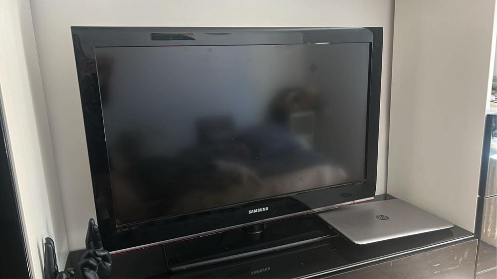 Samsung LE37B530P7W