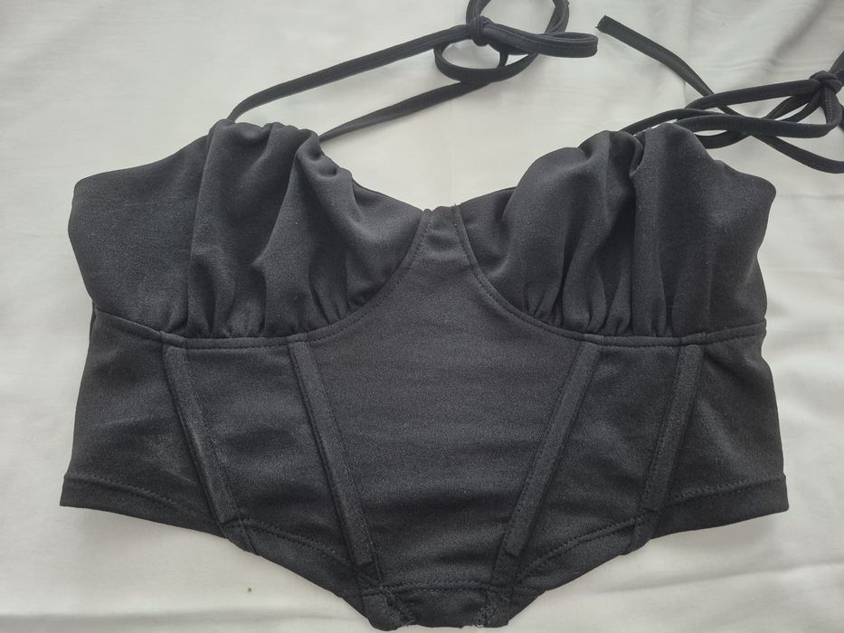 Top curto preto novo