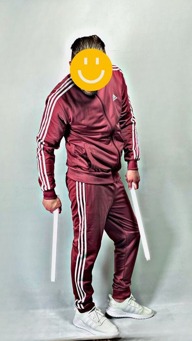 Спортивний костюм adidas