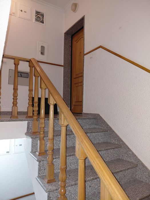 Apartamento T2 Quinta do Conde  para venda.  Disponível a partir de 8 de Outubro