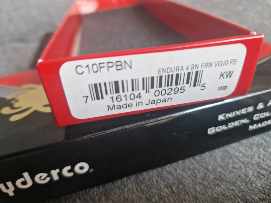Nóż Spyderco Endura z osełką