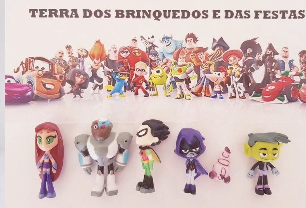6 pcs Teen Titans mini (Portes Incluidos)