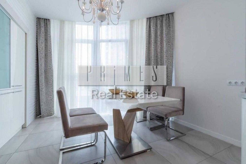 Аренда 4к квартиры 180м2, ЖК Нововпечерские Липки, ул. Верхогляда, 9