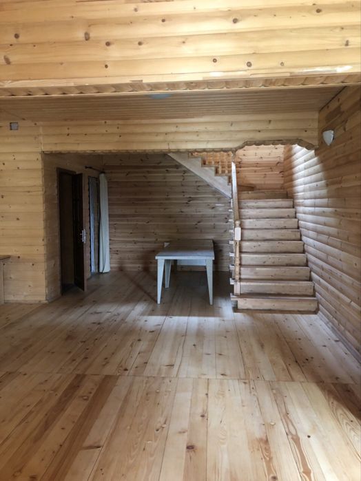 Подобова оренда будинку на Трухановому острові.