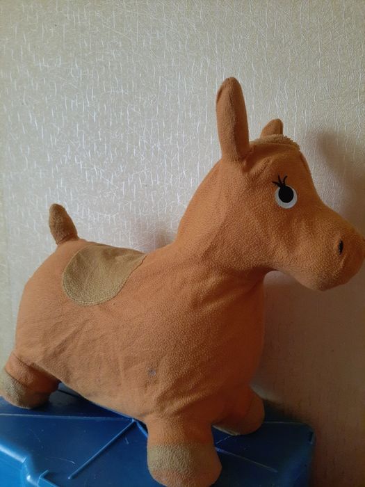 Гумовий стрибун-конячка