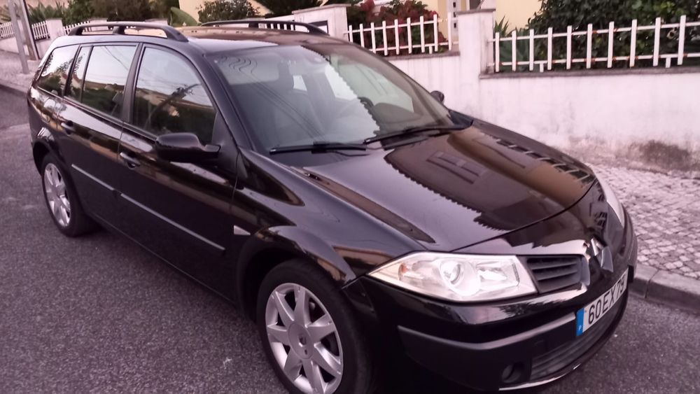 Renault Megane 1.5 dci 2008 
Gasóleo 
Direção assistida 
Cinco portas
Ban