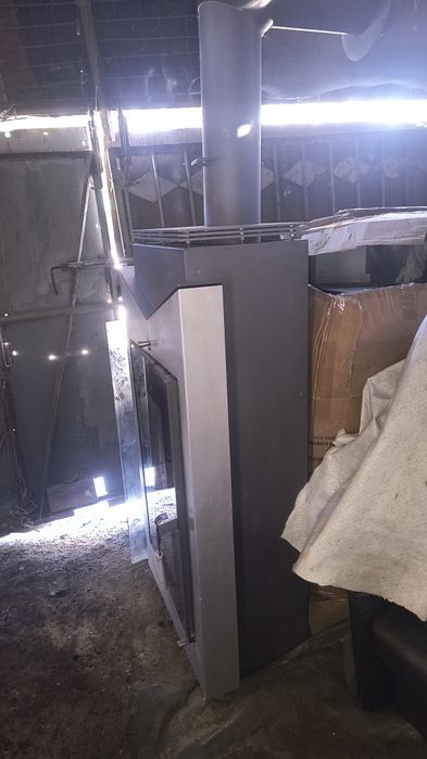 Камін під окремий витяжний канал