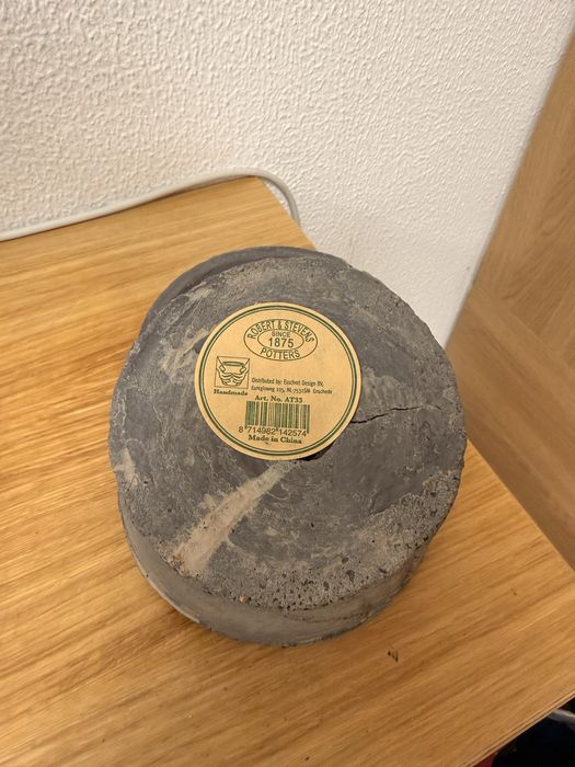 Vasos de Barro Cinzentos