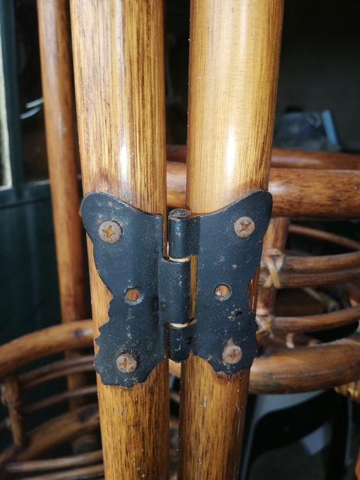 Suportes para vasos flores.